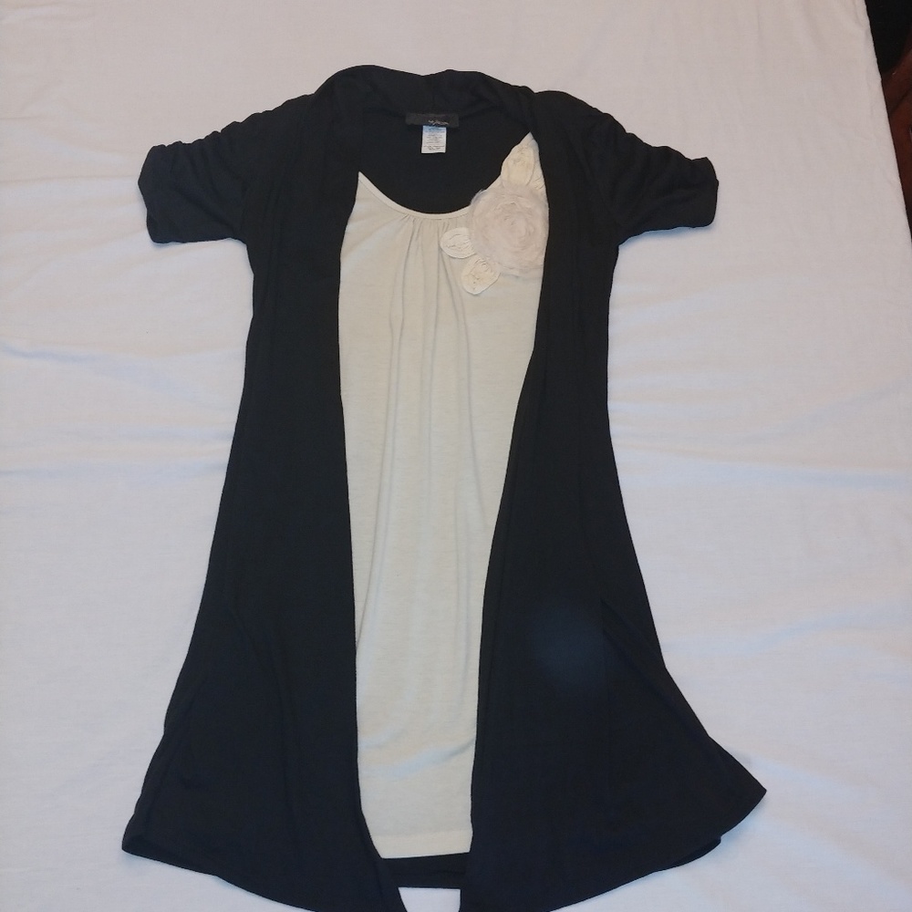 Junior dress medium